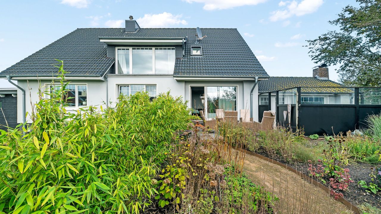 Hauptansicht Hauptansicht